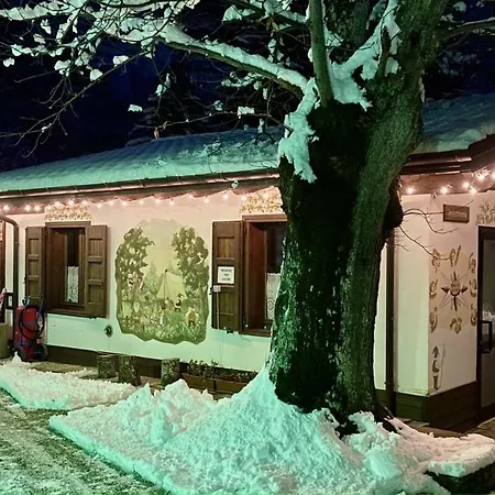 Camping Glamping Villaggio Parco Dei Castagni 4 Stelle Montecreto