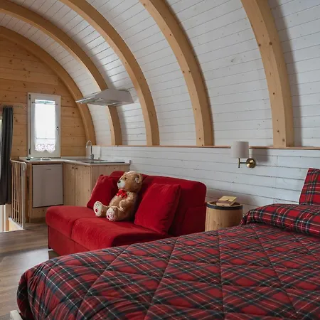 Glamping Villaggio Parco Dei Castagni 4 Stelle Campsite