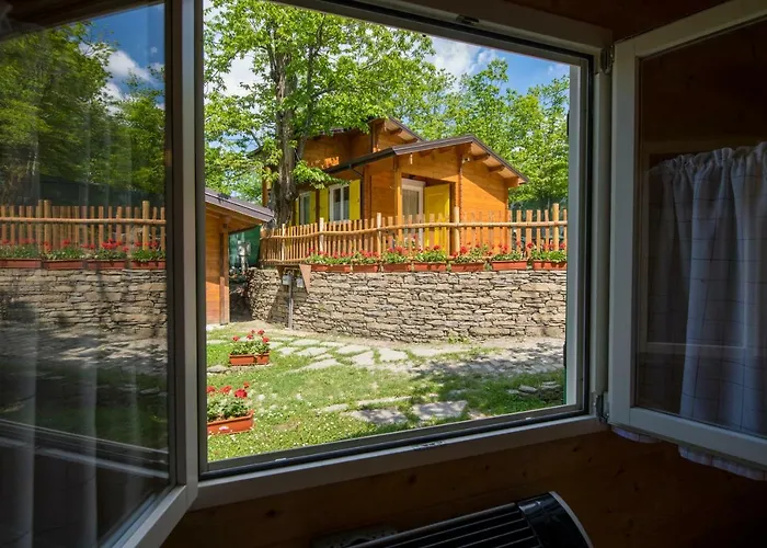 Glamping Villaggio Parco Dei Castagni 4 Stelle Campsite Montecreto