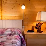 Glamping Villaggio Parco Dei Castagni 4 Stelle Kemping