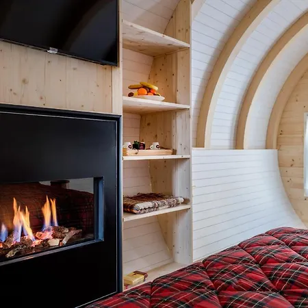 Glamping Villaggio Parco Dei Castagni 4 Stelle Parque de Campismo 4*