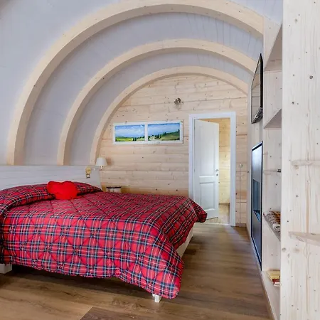 Glamping Villaggio Parco Dei Castagni 4 Stelle Campingplatz 4*