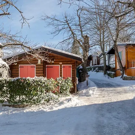 Glamping Villaggio Parco Dei Castagni 4 Stelle 4*