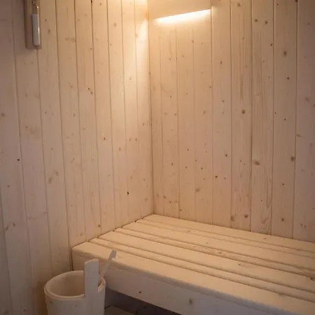 Glamping Villaggio Parco Dei Castagni 4 Stelle Campingplads