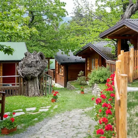 Glamping Villaggio Parco Dei Castagni 4 Stelle Montecreto