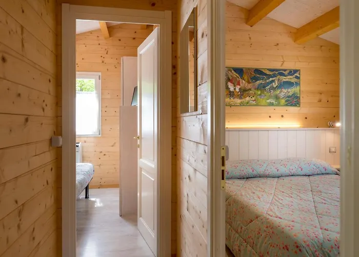 Kamp alanı Glamping Villaggio Parco Dei Castagni 4 Stelle