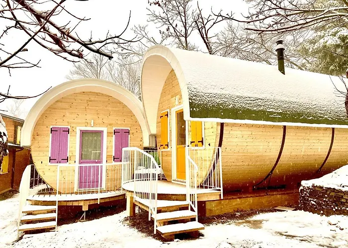 Glamping Villaggio Parco Dei Castagni 4 Stelle 4* Монтекрето