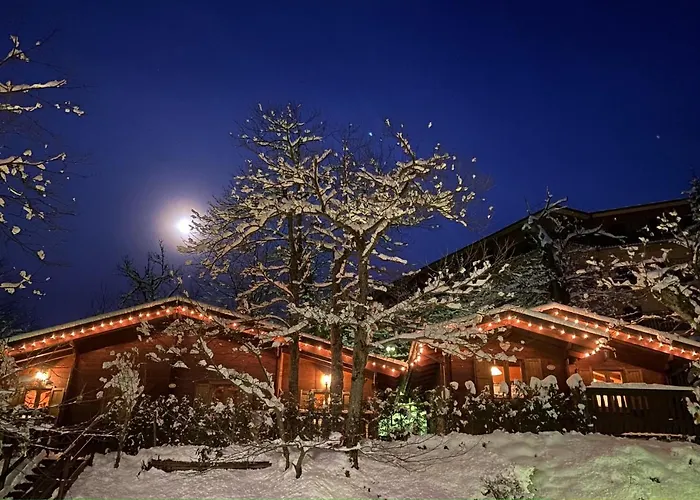 Glamping Villaggio Parco Dei Castagni 4 Stelle 4*