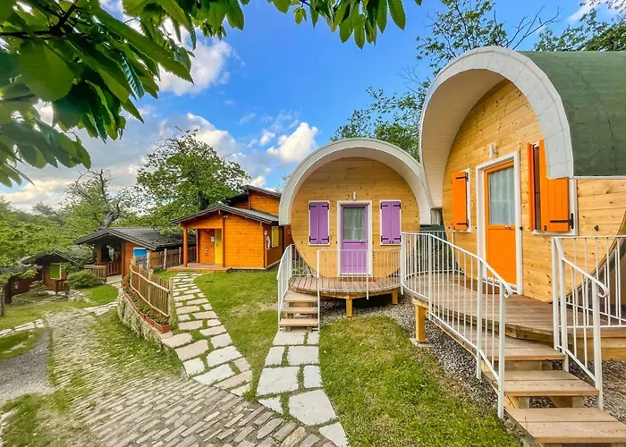 Glamping Villaggio Parco Dei Castagni 4 Stelle 4* Montecreto