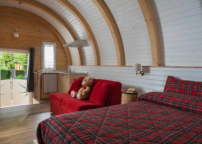 Glamping Villaggio Parco Dei Castagni 4 Stelle Кемпинг