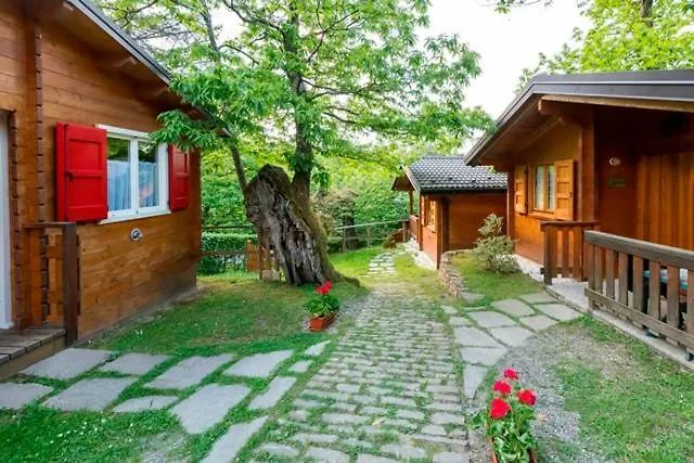 Glamping Villaggio Parco Dei Castagni 4 Stelle 4*