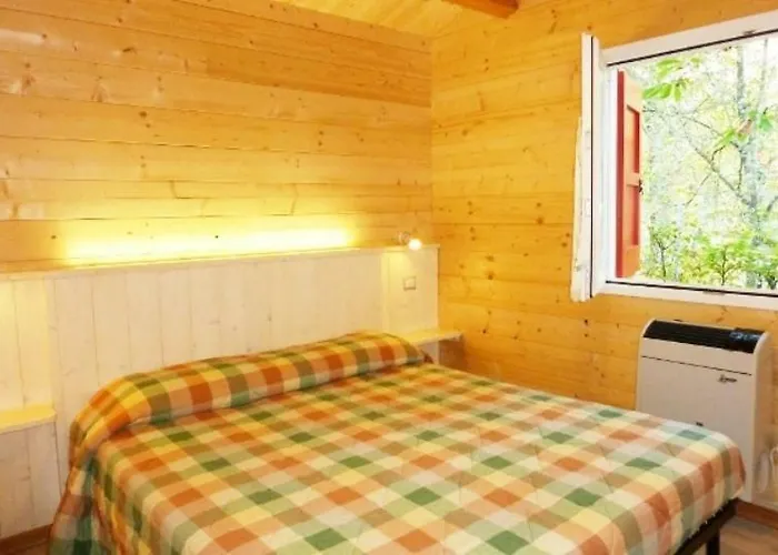 Glamping Villaggio Parco Dei Castagni 4 Stelle Κάμπινγκ Montecreto